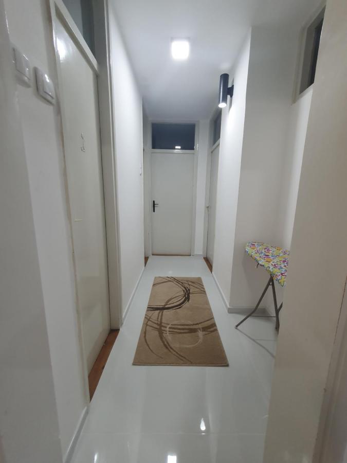 Apartman Centar Lux Pirot Exterior foto