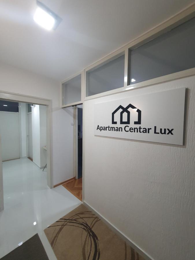 Apartman Centar Lux Pirot Exterior foto