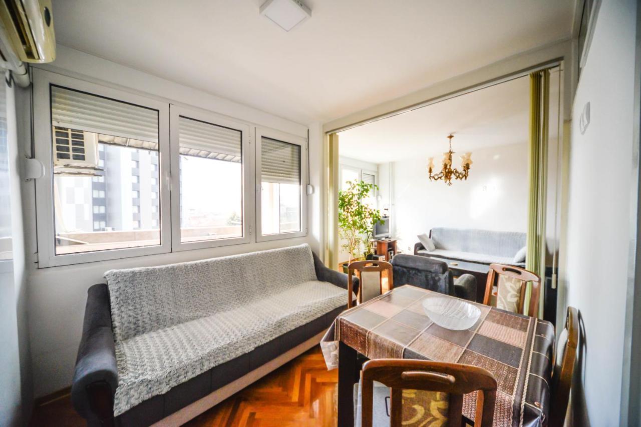 Apartman Centar Lux Pirot Exterior foto